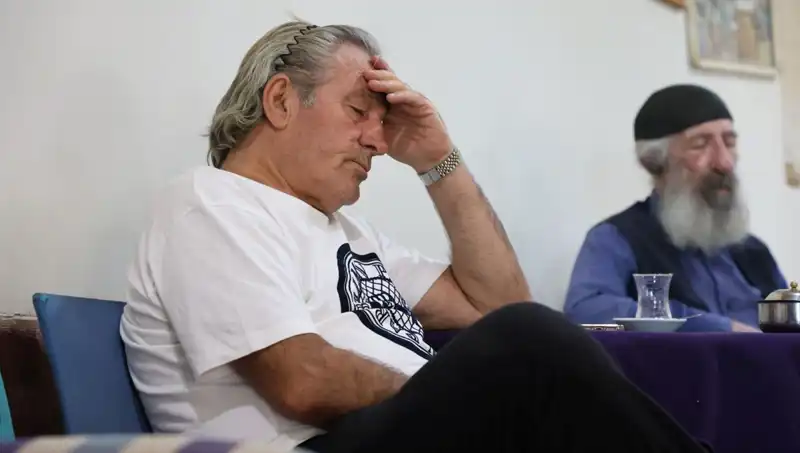 Yıllardır "Uyutan Kahvehane": Horlamak Burada Adeta Bir Gelenek mi?