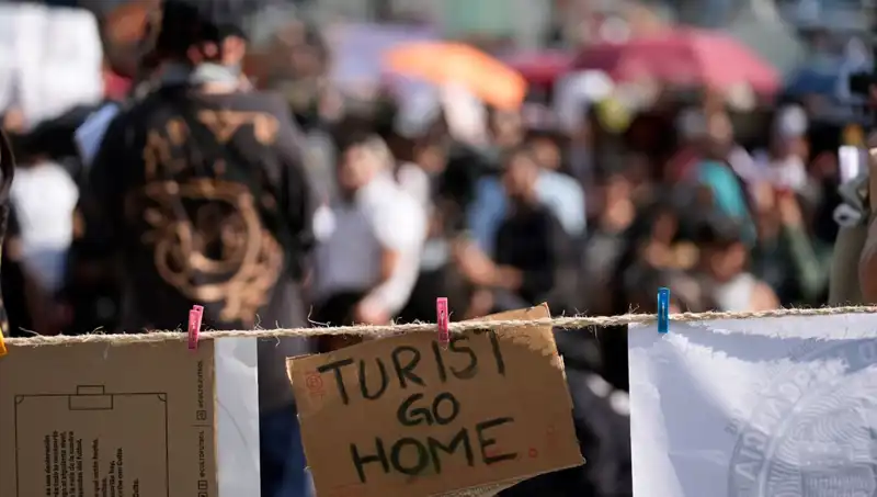 Meksika'da Turist Akınına Tepki: "Evlerimizi Çalmayı Bırakın"