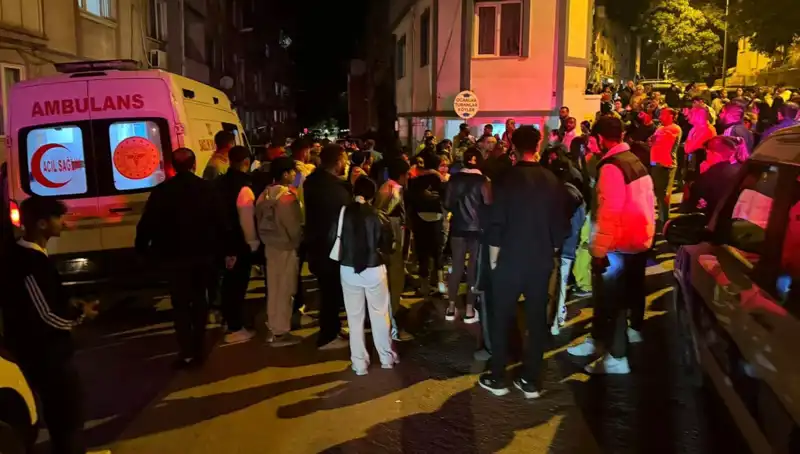 Balıkesir Sokaklarında Dehşet! Kavga Sopayla Başladı, Kesici Aletle Son Buldu