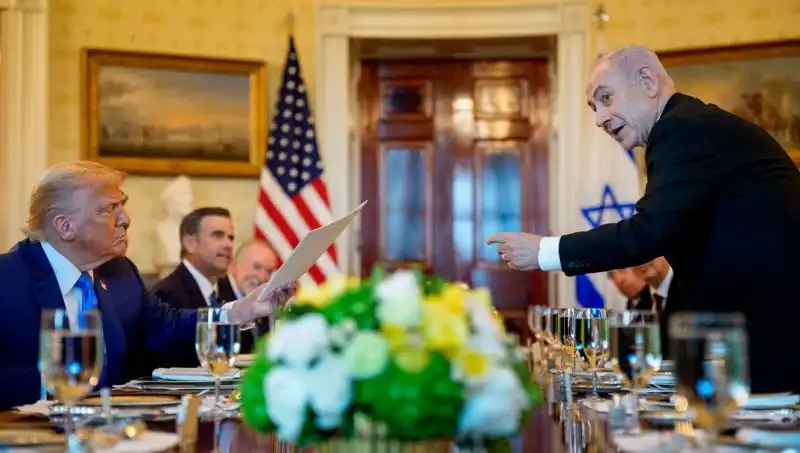 Beyaz Saray’da Kritik Toplantı: Son Mücadelede Sadece Bir Madde Kaldı