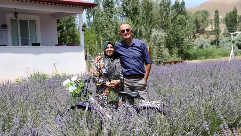 Astım Hastası Eşi İçin Yeni Bir Hayata Başlayan Çift