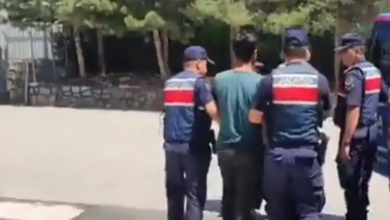 Türkiye Genelinde Yapılan Dev DAEŞ Operasyonunda 26 Şüpheli Gözaltına Alındı