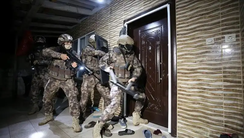 Ülkeyi Sarsan Çete Operasyonunda 158 Şüpheli Yakalandı