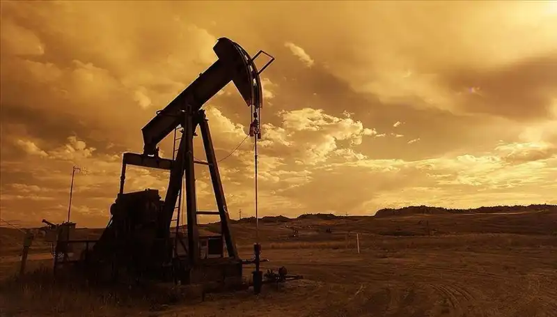 Orta Doğu'daki Gelişmeler Petrol Fiyatlarını Zirveye Taşıdı