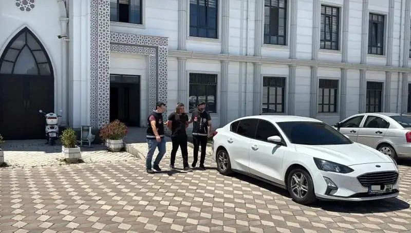 Kocaeli'de Şok Eden Cinayet: Katil Zanlısı Hızla Tutuklandı