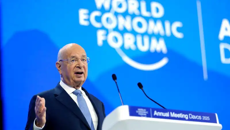Davos Dünya Ekonomik Forumu'nda Şok Gelişme: Klaus Schwab İstifa Etti!