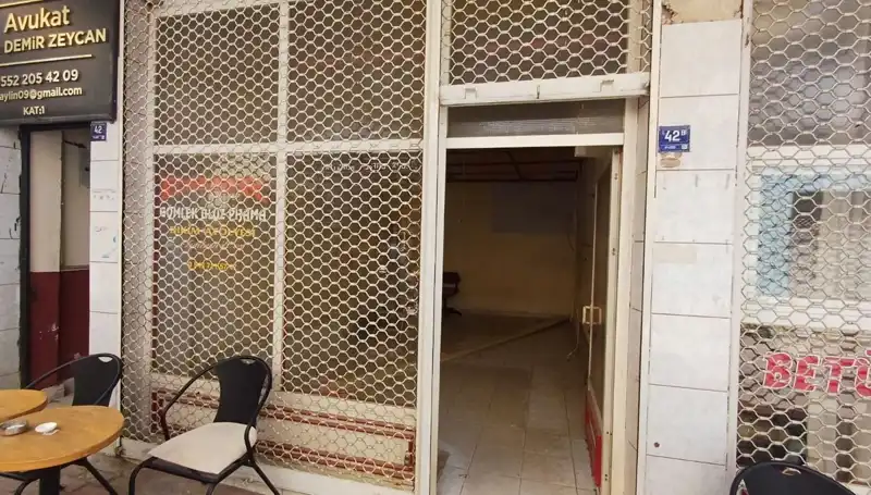 Yarım Asırlık Dükkanın Hikayesi: İsimden Başka Hiçbir Şey Kalmadı