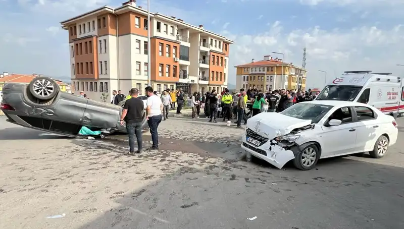 Nurdağı’nda Korkunç Kaza: 6 Çocukla Toplam 9 Yaralı