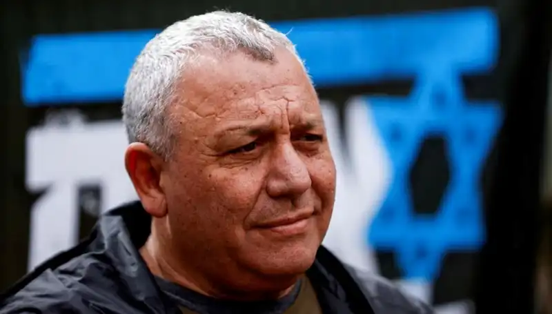 İsrail Siyasetinde Deprem: Gadi Eisenkot'un İstifası Üzerine Gelişmeler