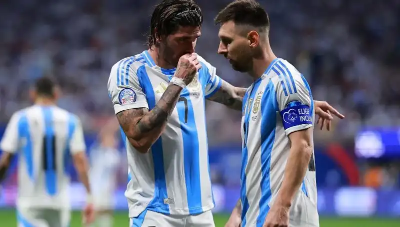 Rodrigo de Paul ile Messi'nin Buluşması: Futbol Dünyasında Yeni Bir Sayfa Açılıyor