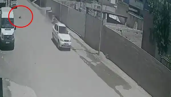 Otomobil Çocuğa Çarptı: Kaçan Sürücü Yakalandı mı?