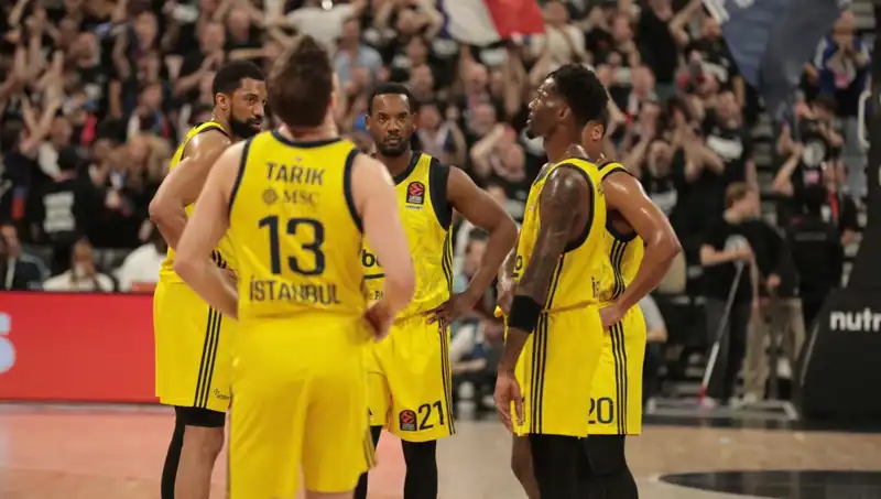 Fenerbahçe, Final Hedefiyle Panathinaikos'u Zorluyor!