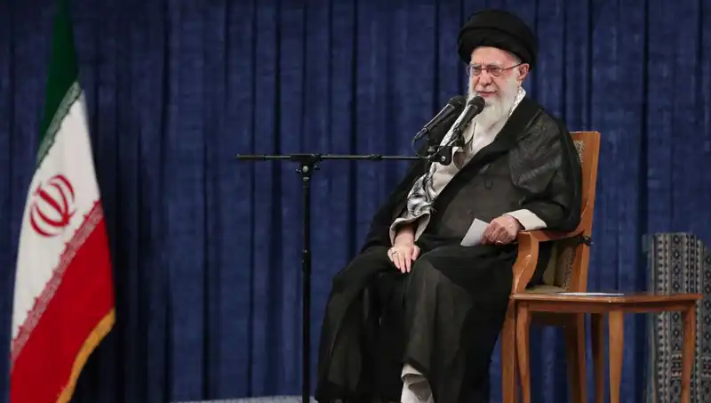 İran Lideri Hamaney'den ABD'ye Sert Mesaj: Uranyum Zenginleştirmeye Devam Ediyoruz!