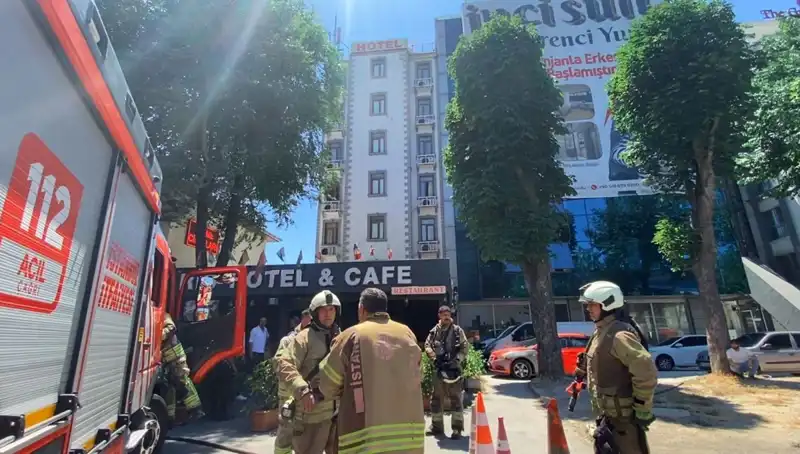 Fatih'te Otel Yemekhanesinde Korkutan Yangın: Detaylar Ne?