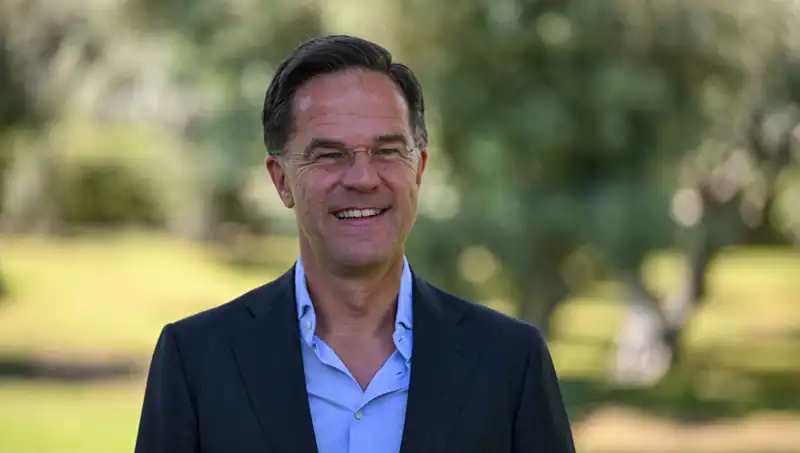 Rutte: Eurofighter Projesinde Müttefiklere Kısıtlama Getirmemeye Davet Ediyor