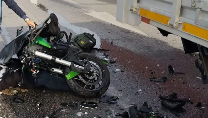 Çorum'da Kamyona Çarpan Motosiklet Sürücüsünden Üzüntü Verici Kaza Haberi