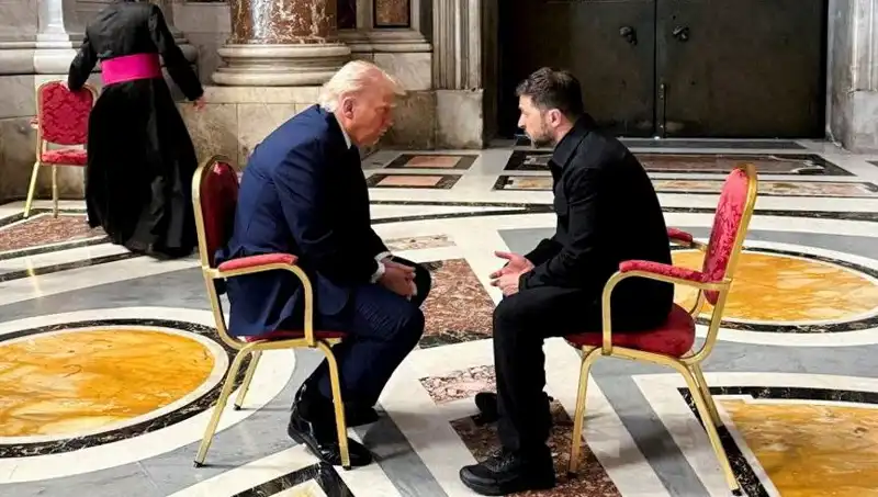 Zelenski'den Dikkat Çeken Trump Açıklaması: Vatikan'daki Görüşme En İyisiydi