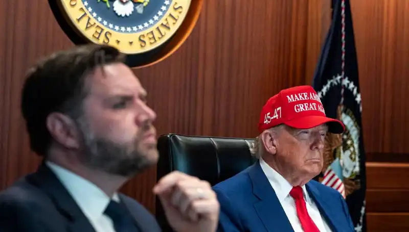 Trump'ın Azil Tasarısı Reddedildi: Siyasi İklim Nereye Gidiyor?