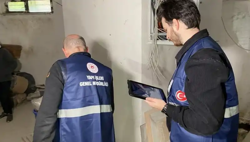 Silivri Depremi Sonrası İstanbul'da Hasar Tespit Çalışmaları Hızla Devam Etmektedir