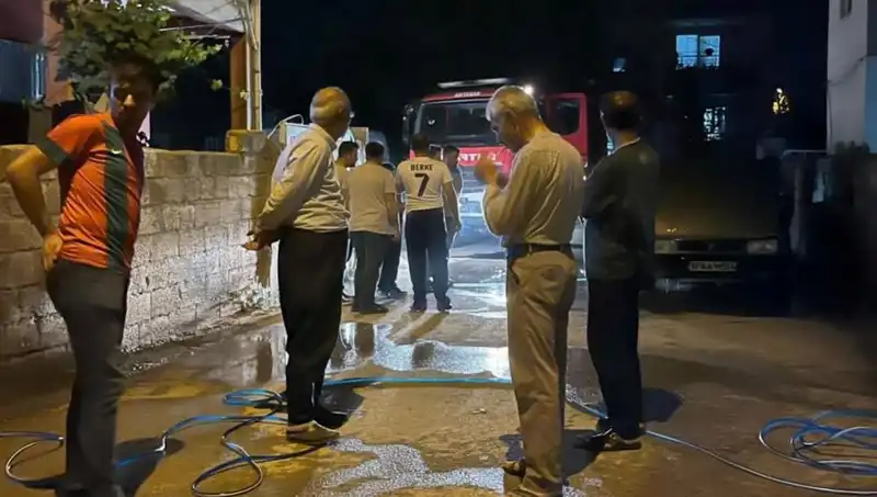 Park Halindeki Araç Neden Alev Alev Yandı? Olayın Detayları