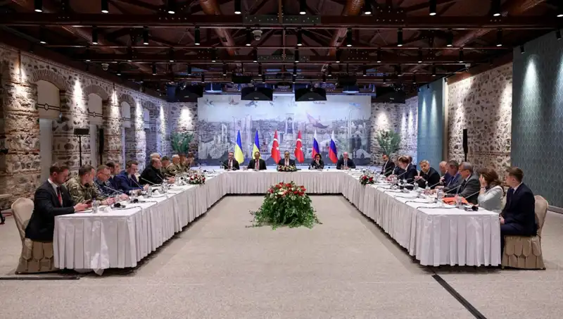 Putin'in Tarihi Zirvesi: Dünya Basınında Diplomatik Bir Yenilgi Tartışılıyor