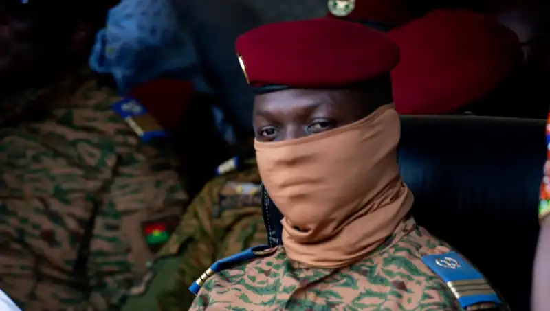 Burkina Faso'da Darbe Girişimi Engellendi: Askeri Yönetimden Çarpıcı Açıklama