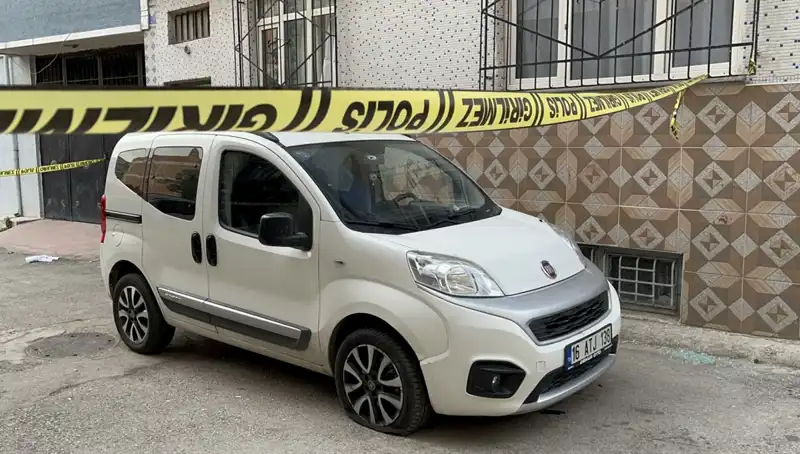 Bursa’da Silahlı Saldırı: Sokak Ortasında Bir Yaralı!