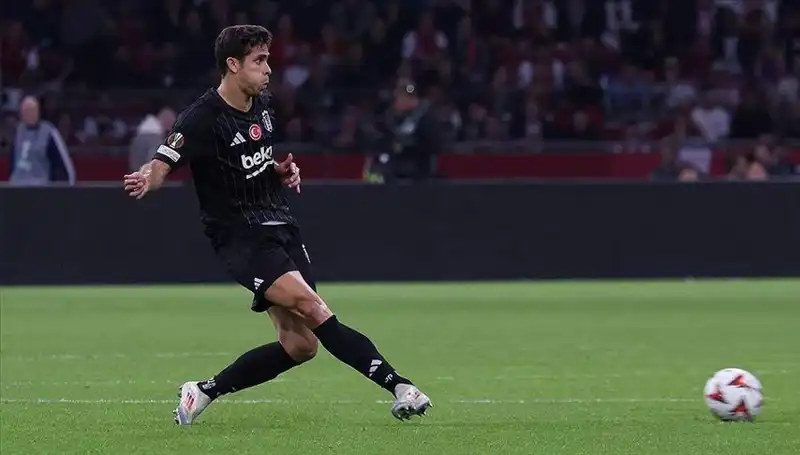 Beşiktaş Derbisi Öncesi Stoper Hattında Kritik Sorunlar!