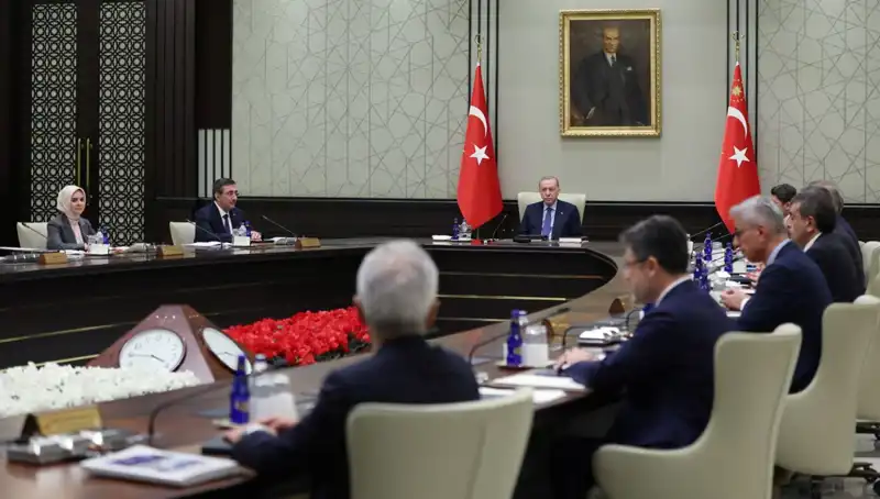 Kabine Üyelerinden 1 Mayıs İşçi Bayramı Mesajları: Emek ve Dayanışma Vurgusu
