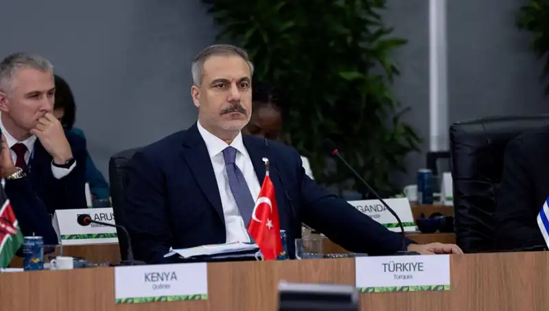 BRICS Zirvesinde Bakan Fidan’dan Önemli Uyarı: "Yapay Zeka Tehdit Olmamalı"