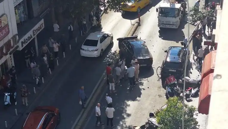 İranlı Sürücünün Şok Eden Kazası: Ortalık Savaş Alanına Döndü