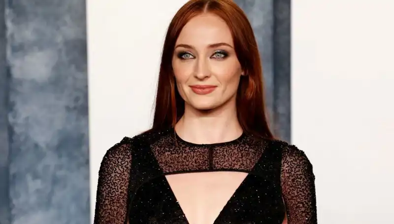 Sophie Turner'ı Kızdıran Yorum: Game of Thrones Yıldızına Tepkiler Yağdı