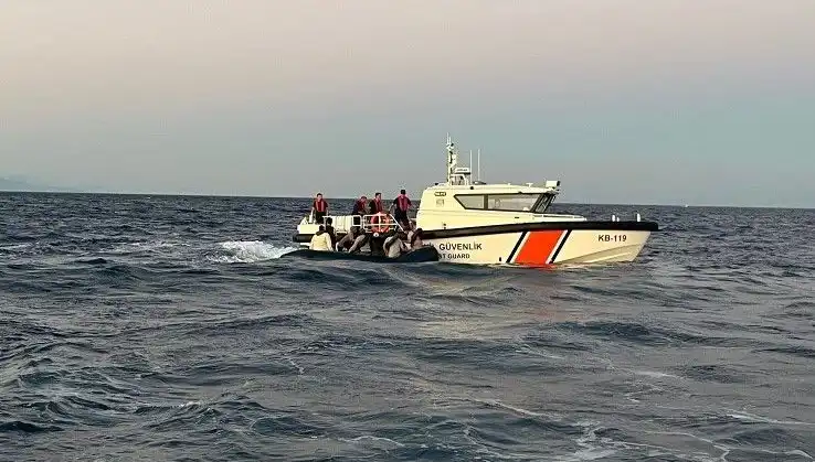 Ayvacık Açıklarında Yakalanan 17 Göçmen, Yeni Bir Dramı Gözler Önüne Serdi