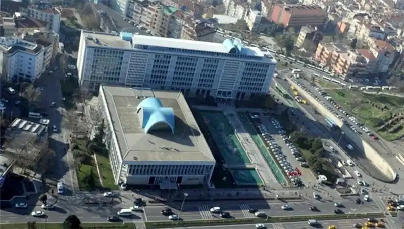 İBB Soruşturmasında "Enderun" WhatsApp Grubu Açığa Çıkıyor!