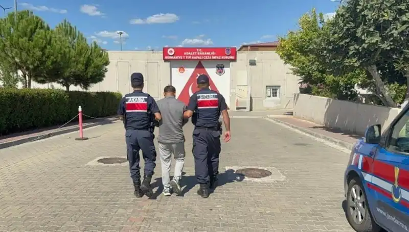 44 Yıl Hapis Cezası ile Aranan Şahıs Edremit’te Yakalandı