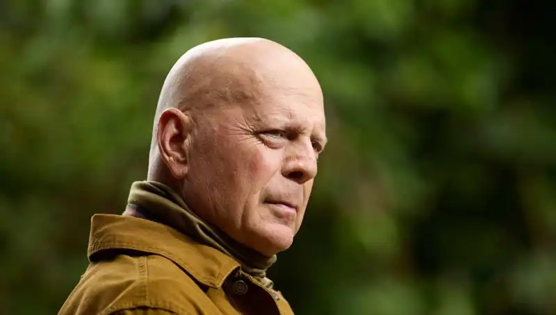 Bruce Willis'in Afazi Hastalığı: Nedenleri, Belirtileri ve Hayatı Üzerindeki Etkileri
