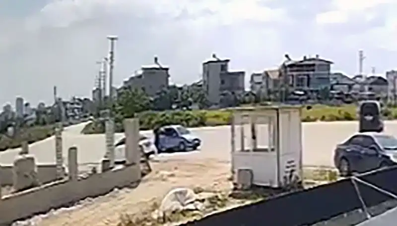 Park Halindeki Araçlardan Yüzde Yüz Hırsızlık: 450 Bin Lira Kayboldu!